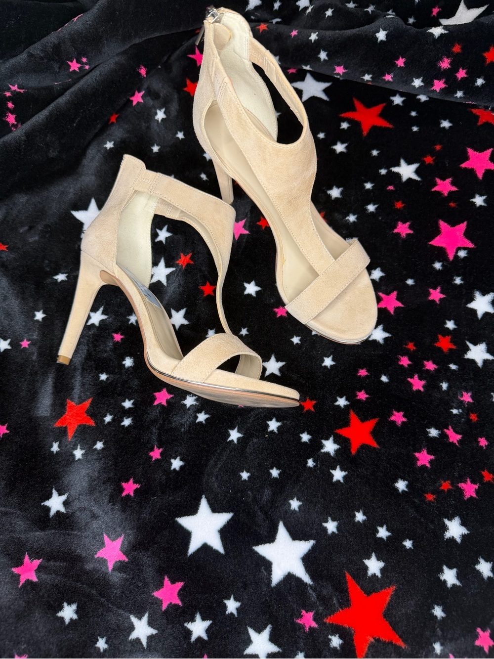 Kenneth Cole Nude Suede T-Strap High Heel Sandals